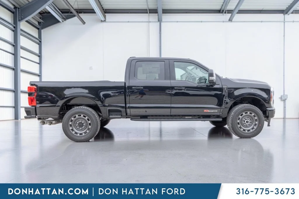 New 2027 Agate Black Metallic Ford F-250® XLT image 27