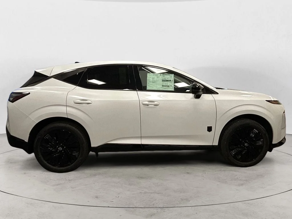 New 2027 Everest White Pearl Tricoat Nissan SL image 6