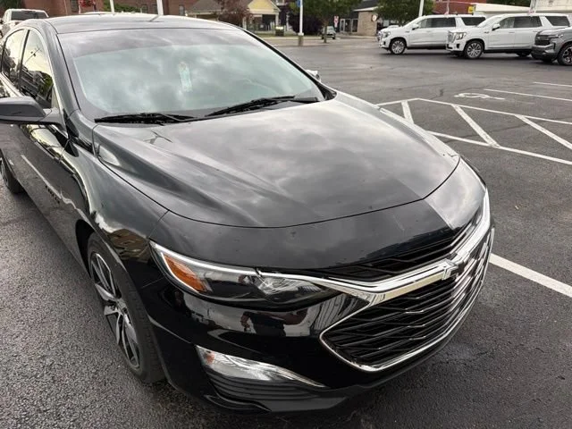 2022 Chevrolet Malibu RS - Photo 2