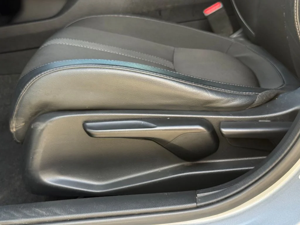 Used 2021  Honda Sport image 10