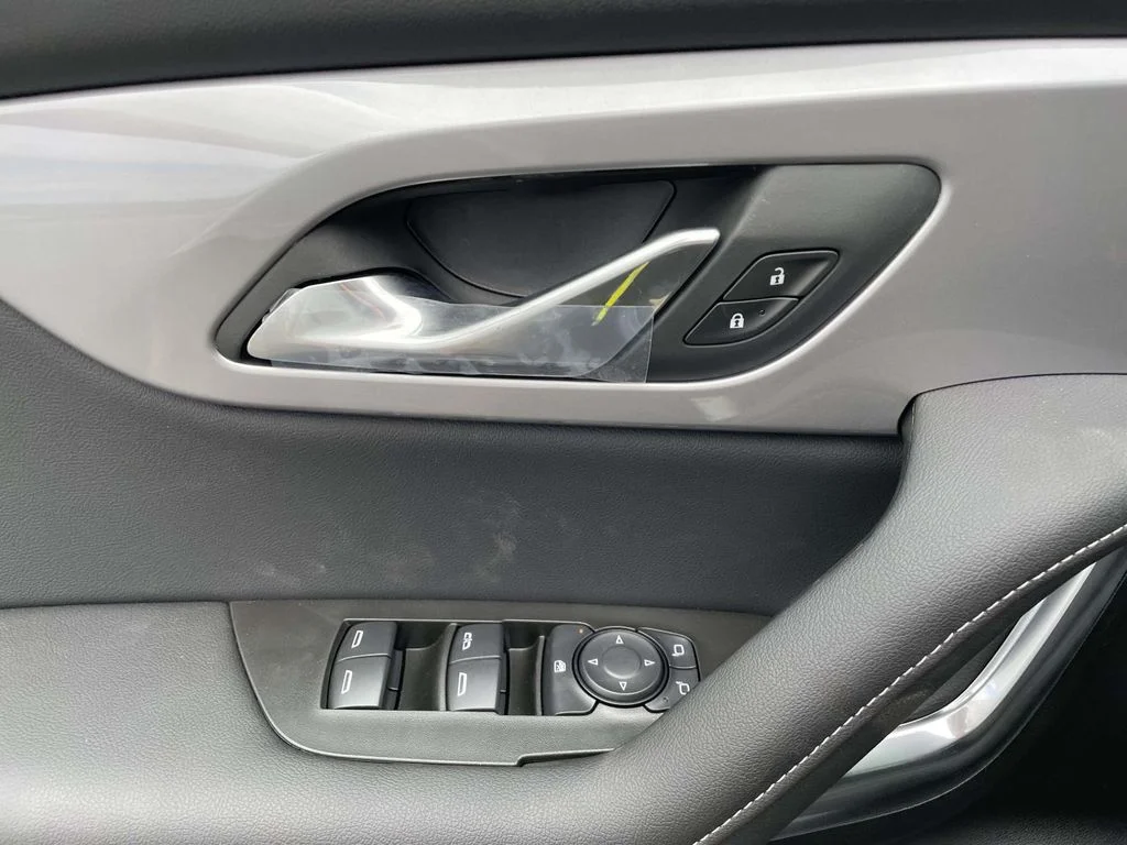 New 2026 Black Chevrolet 2LT image 18