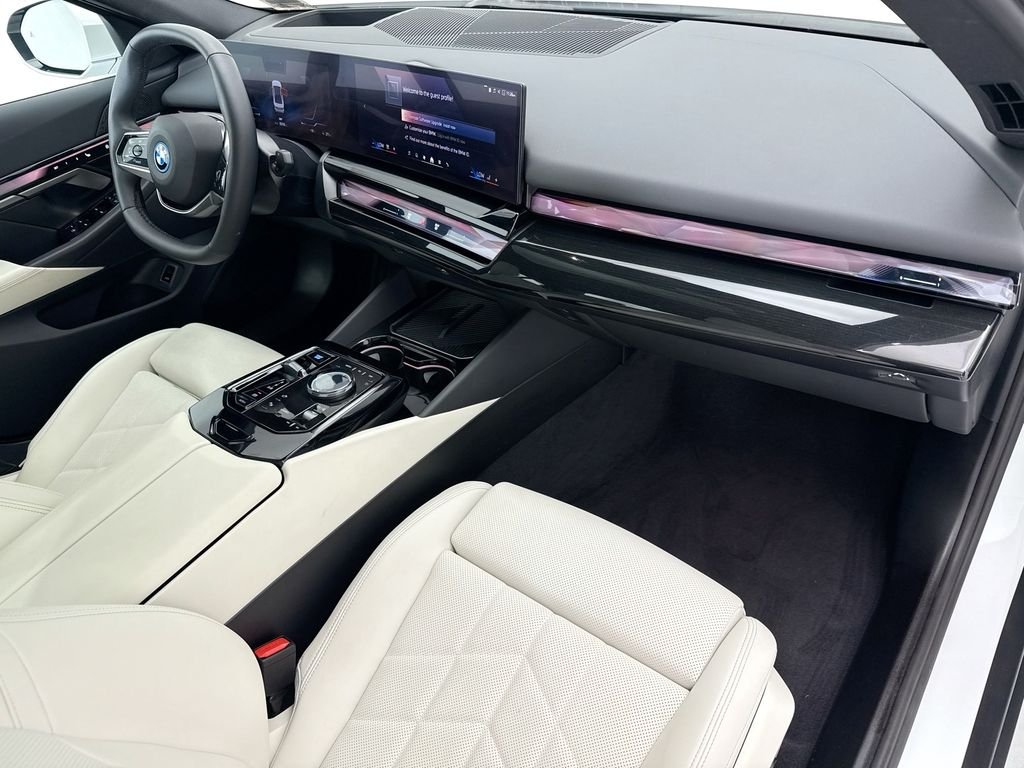 2026 BMW i5 40 - Photo 16