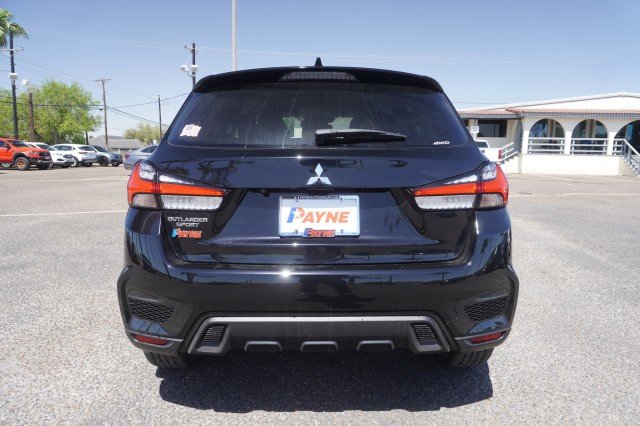 New 2026 Labrador Black Pearl Mitsubishi 2.0 ES image 8