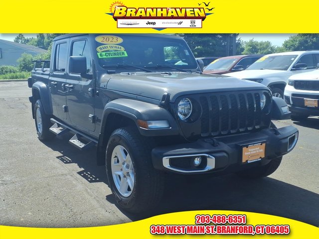 2023 Jeep Gladiator Sport S