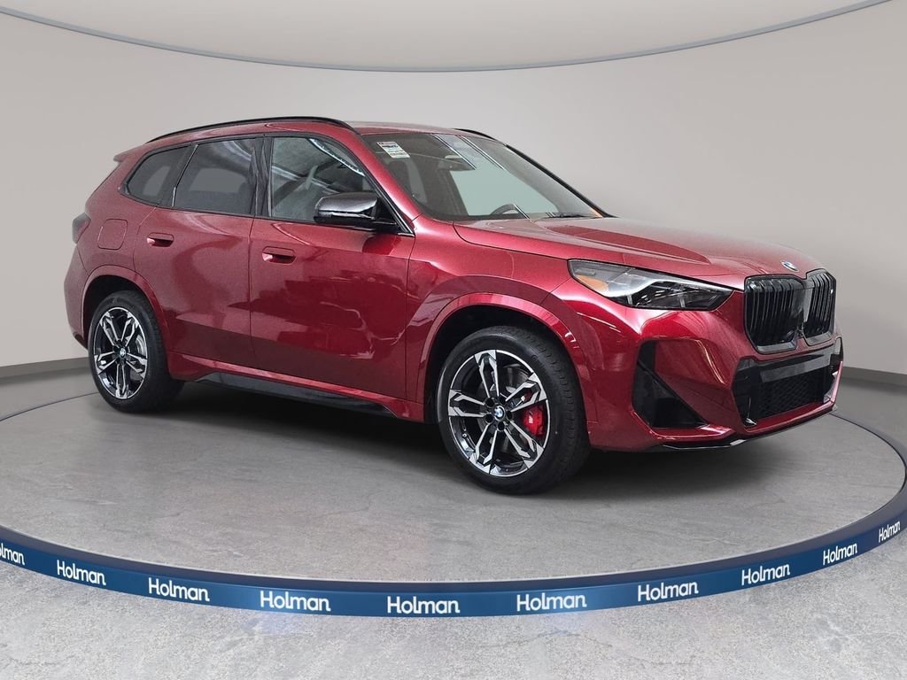 New 2026 Vegas Red Metallic BMW M35i image 3