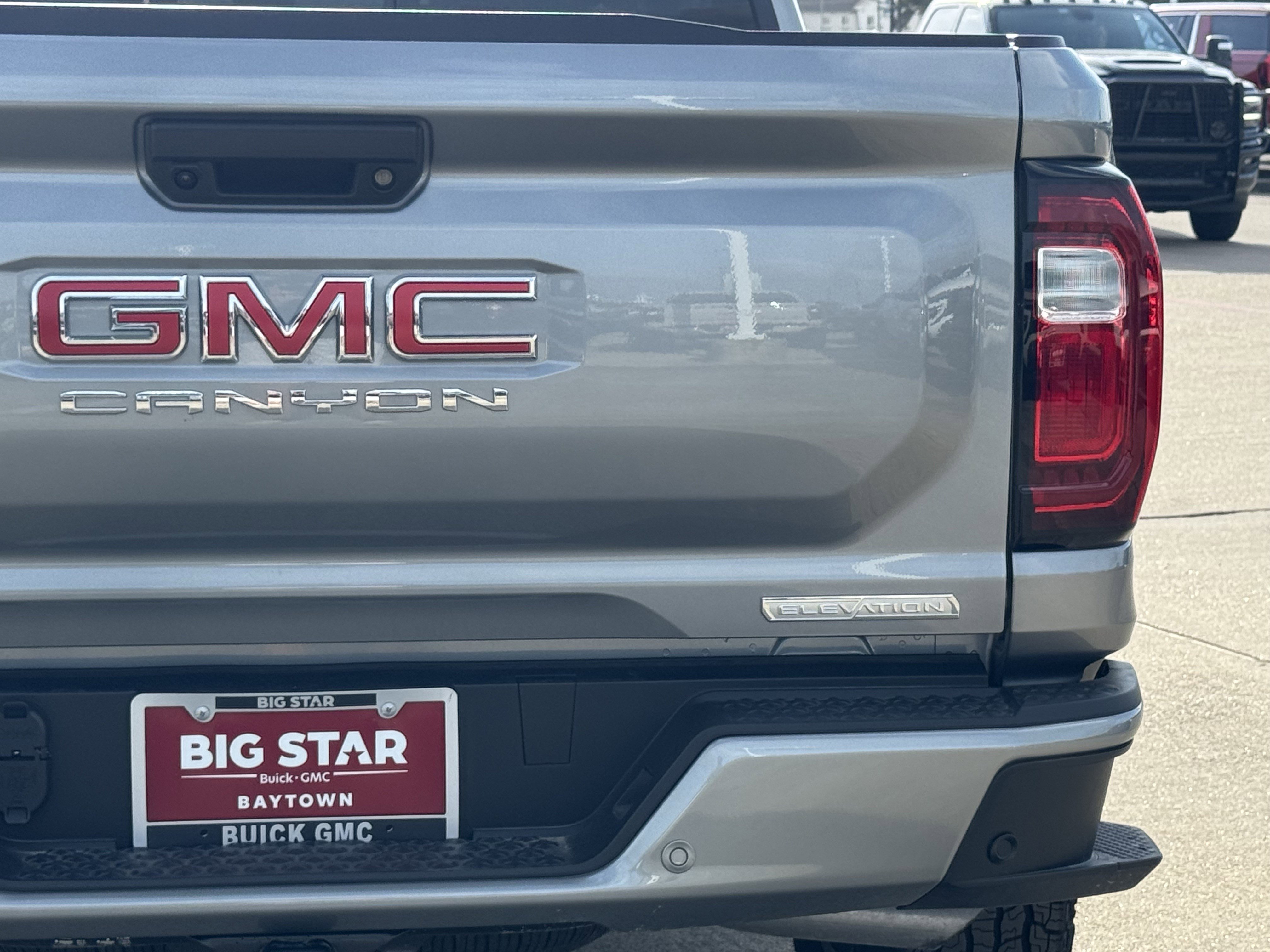 2026 GMC Canyon Elevation - Photo 9