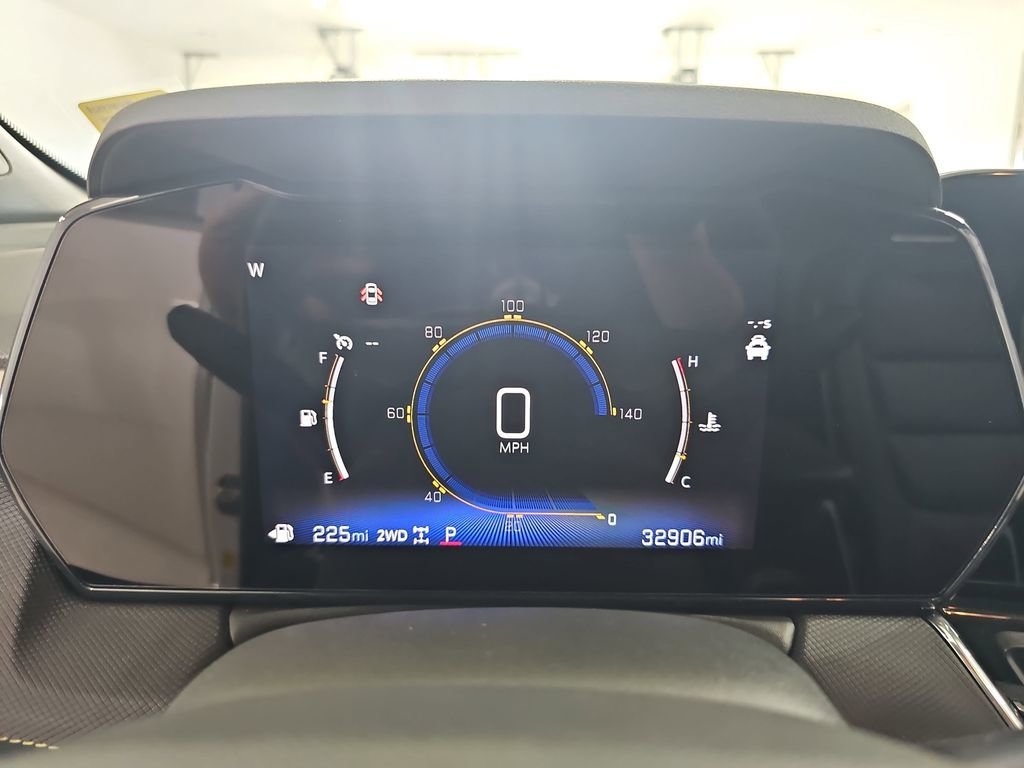 Certified Used 2024 Summit White Chevrolet ACTIV image 25