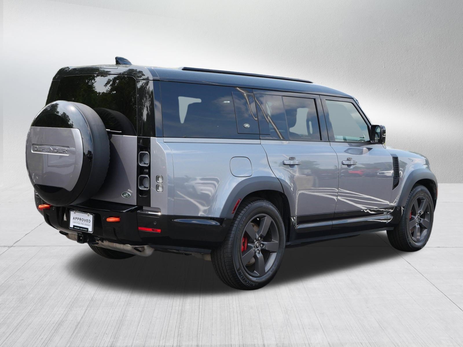 Certified Used 2023 Eiger Grey Metallic Land Rover X image 5