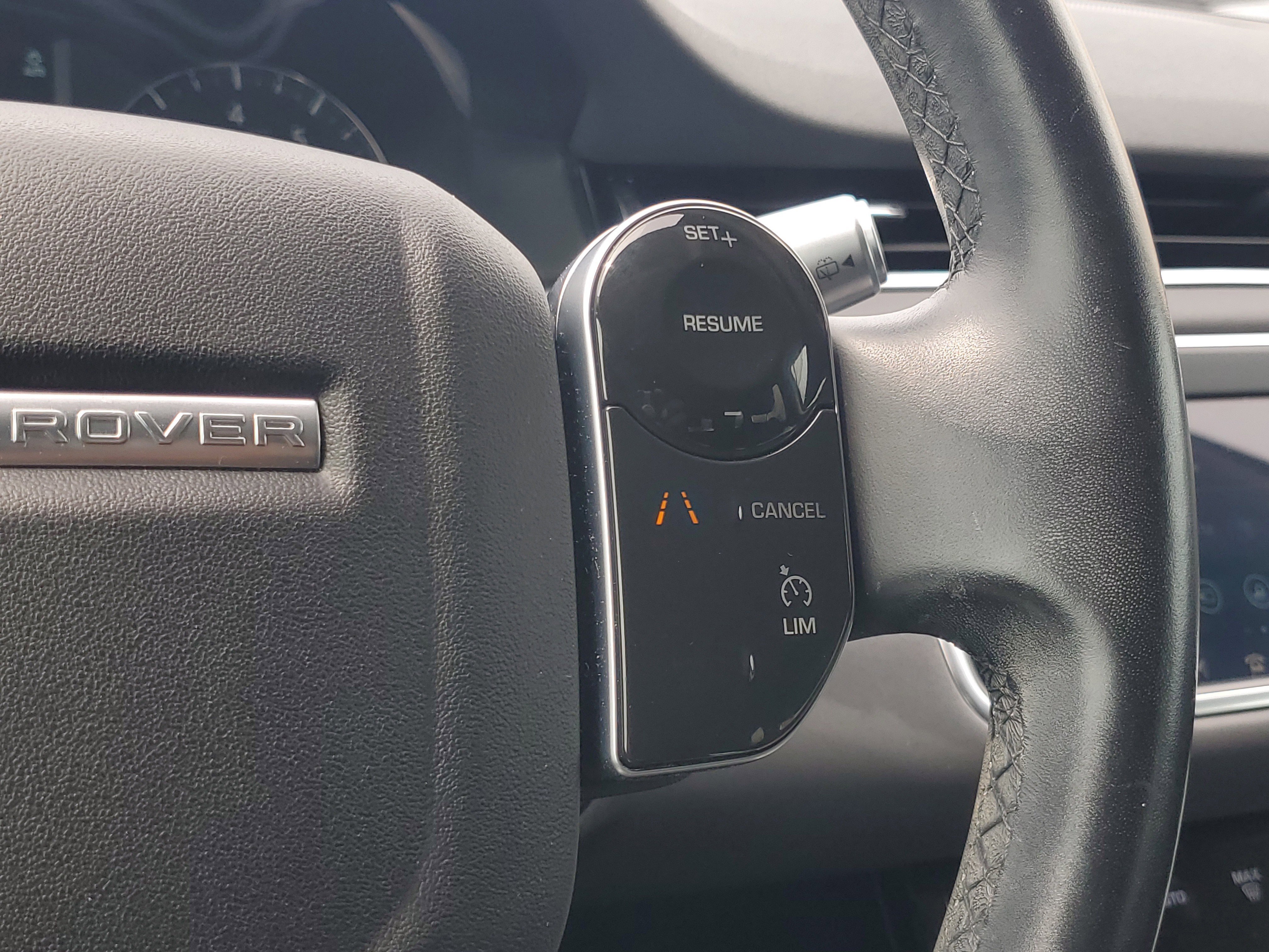 Used 2020 Black Land Rover S image 24