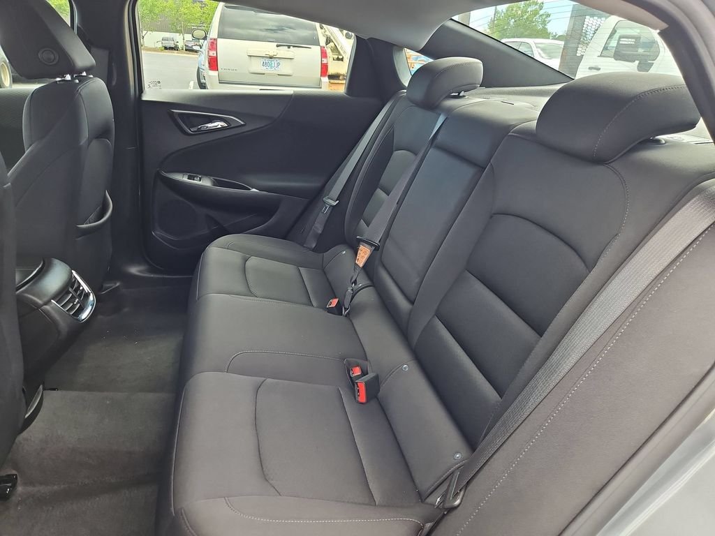 Used 2024 Sterling Gray Metallic Chevrolet LT image 23