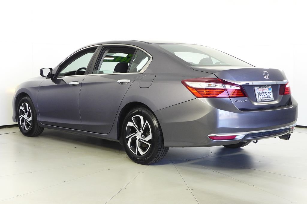 2016 Honda Accord LX - Photo 9