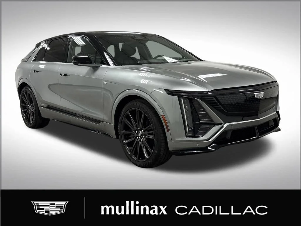 New 2026 Argent Silver Metallic Cadillac V-Series image 1