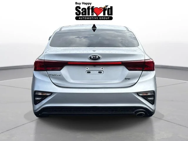 Used 2019 Silver Kia LXS image 6