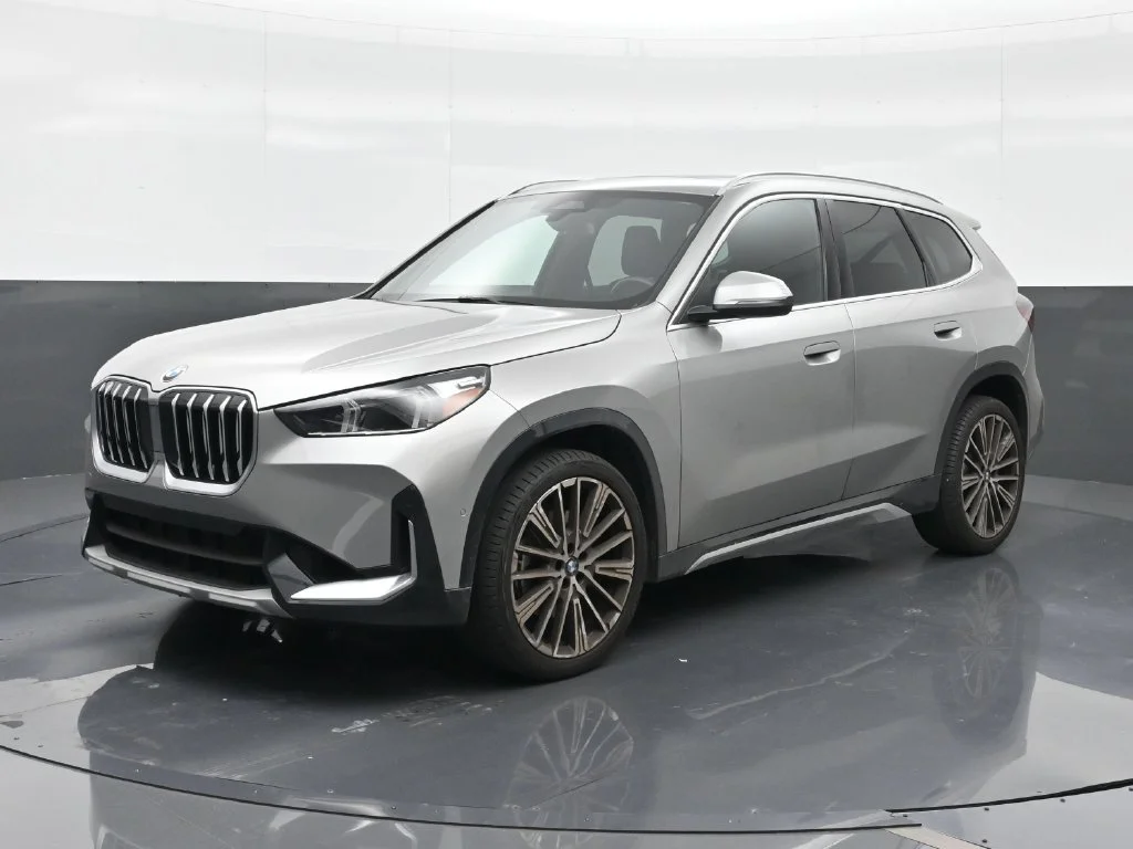 2025 BMW X1
