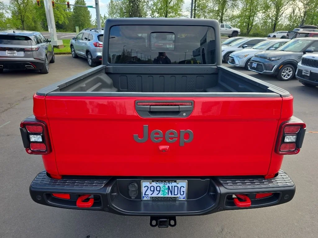 Used 2021 Red Jeep Rubicon image 4