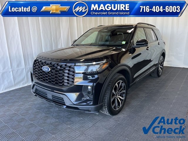 2025 Ford Explorer ST-Line