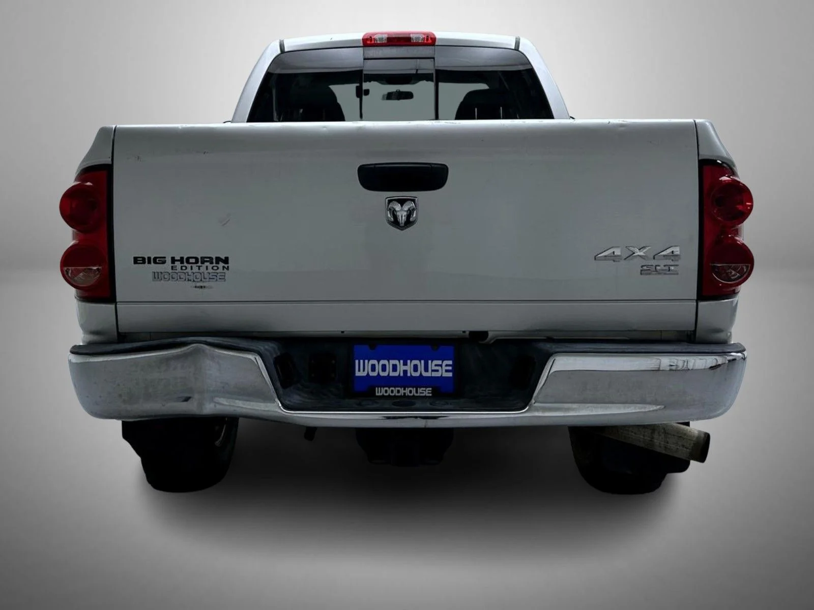 Used 2007 Silver Dodge SLT image 6