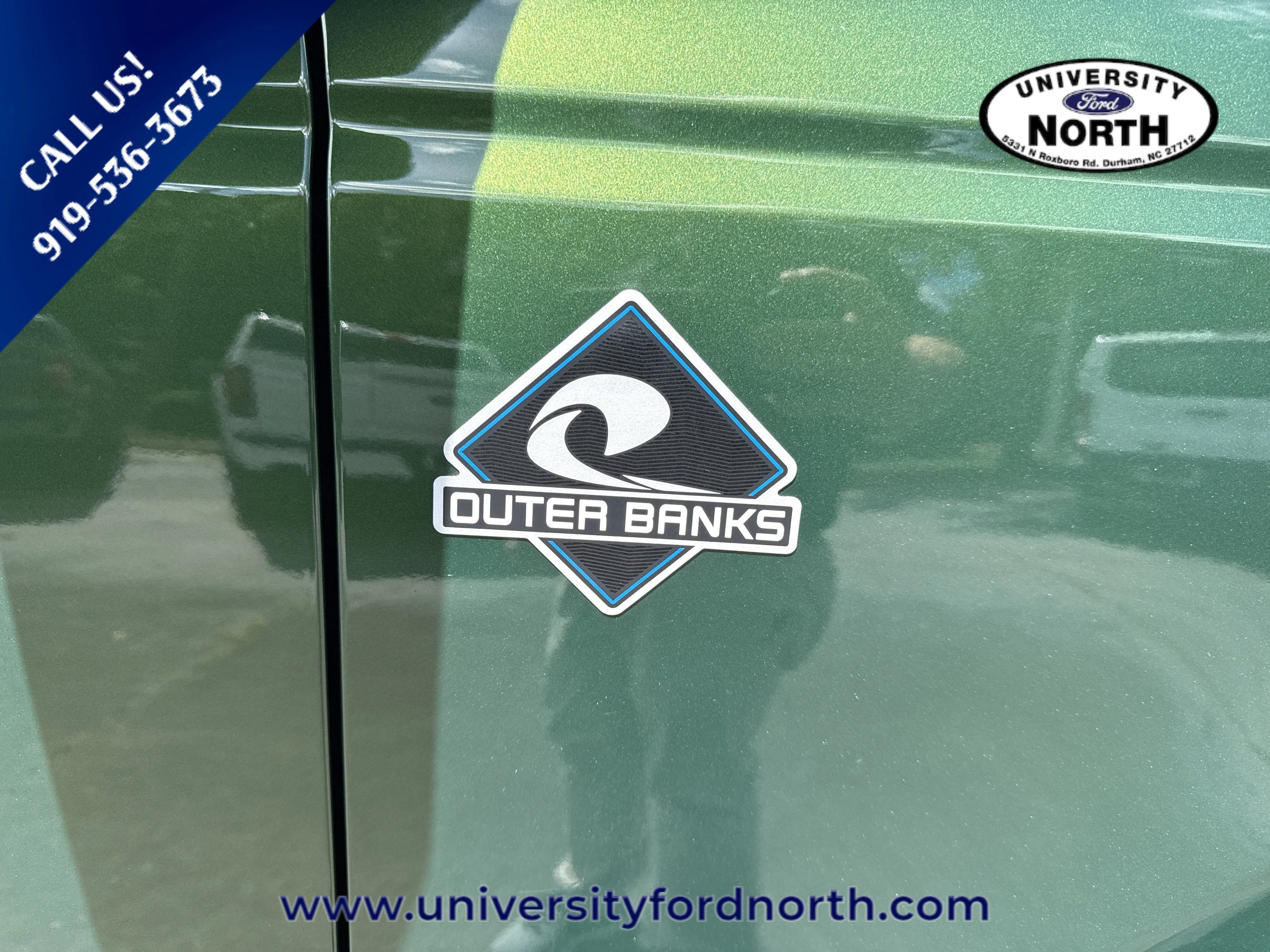 Used 2025 Green Metallic Ford Outer Banks image 10