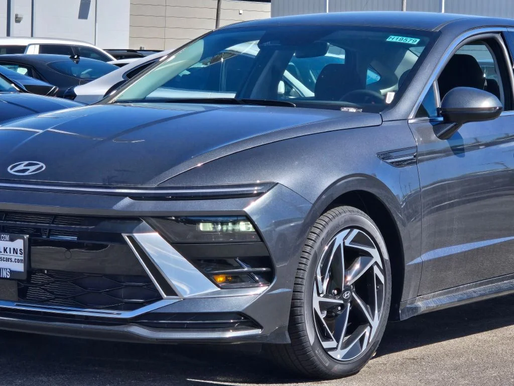 New 2026 Gray Hyundai SEL Sport image 2