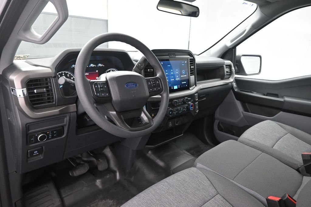 New 2026 Oxford White Ford XL image 15