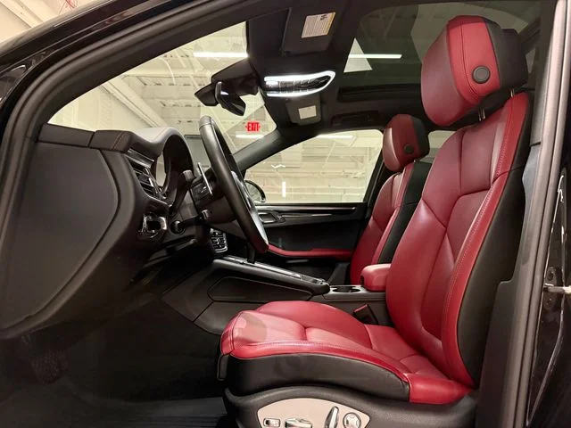 Certified Used 2026 Black Porsche  image 5