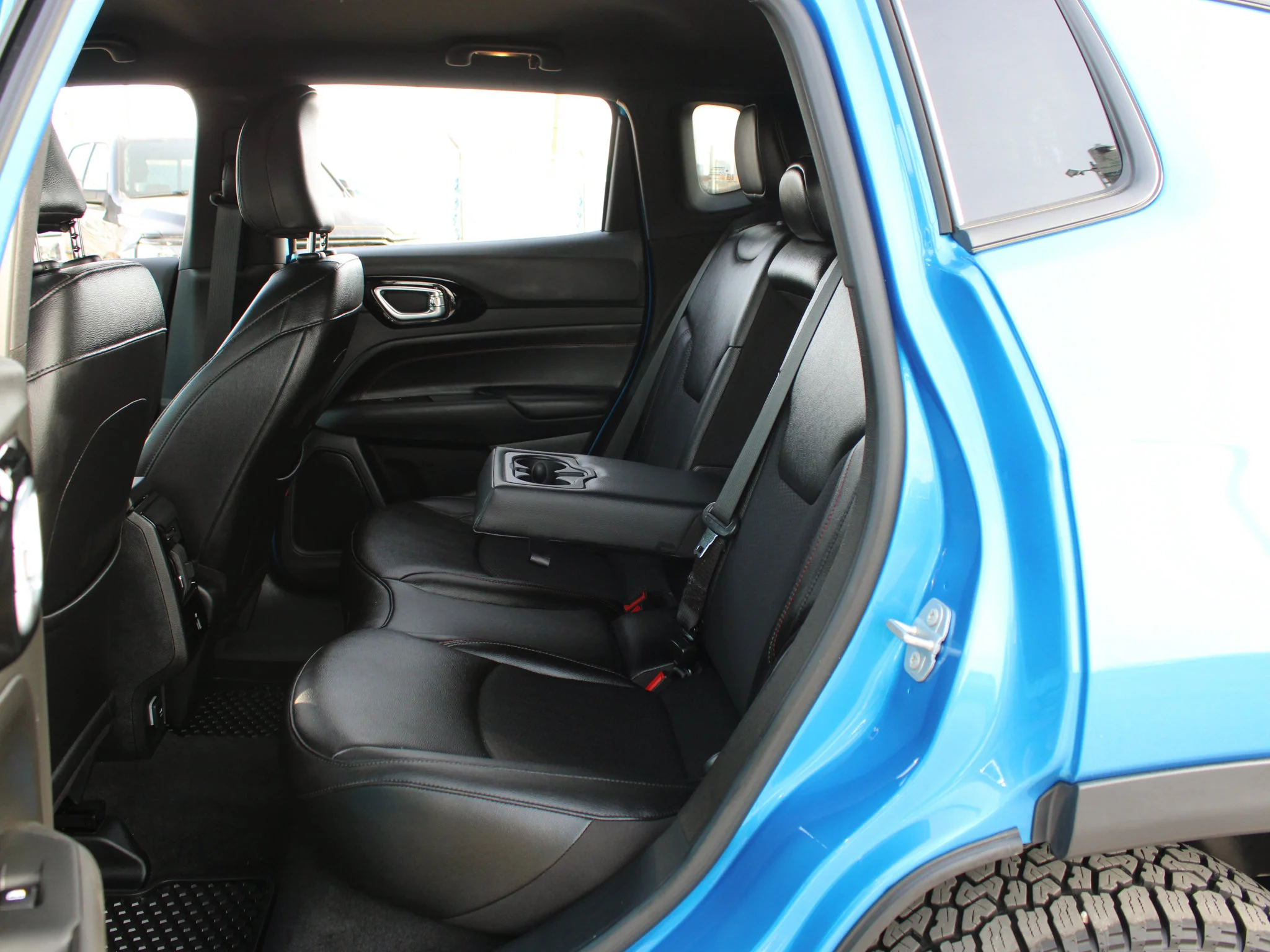 Certified Used 2024 Black Jeep Trailhawk * 3M PPF | Heated Seats | Leather | Remote Start | No Accidents image 17