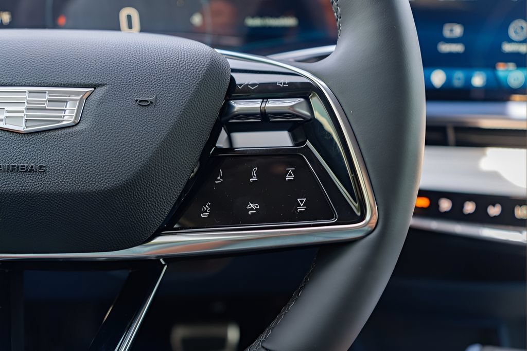 2027 Cadillac OPTIQ Premium Sport - Photo 12