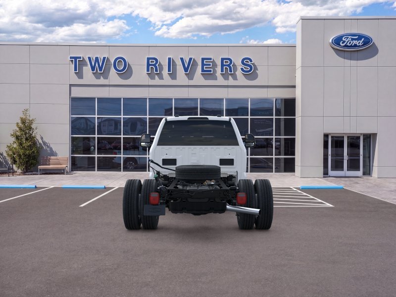New 2026 Oxford White Ford F-600® XL image 5