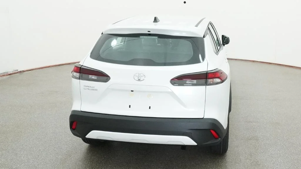 New 2026 Wind Chill Pearl Toyota L image 6