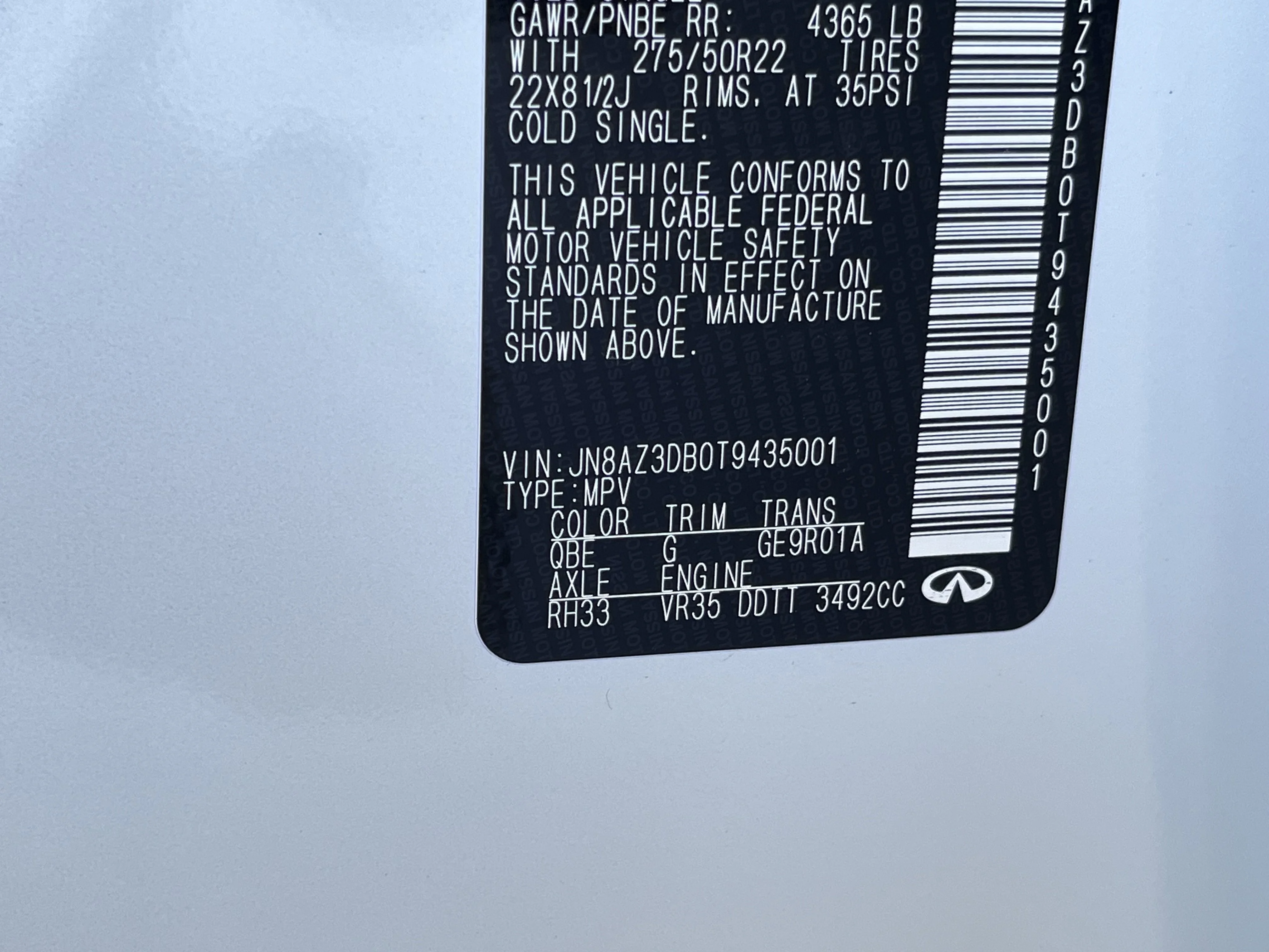 New 2026 Radiant White INFINITI SPORT image 28