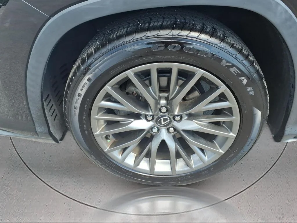 Used 2019 Gray Lexus 350 F Sport image 6