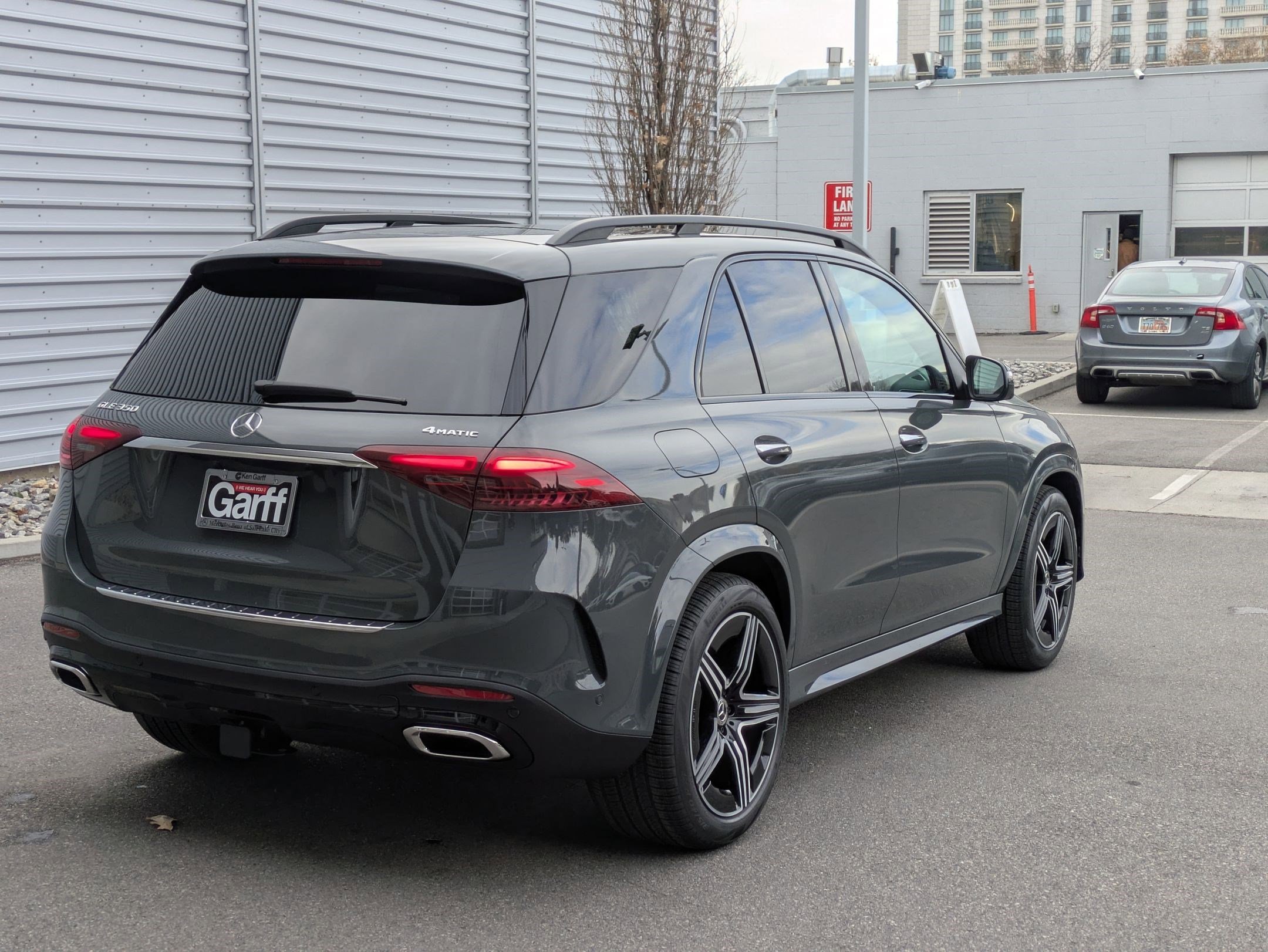 New 2026 MANUFAKTUR Silicon Grey Mercedes-Benz GLE 350 image 3