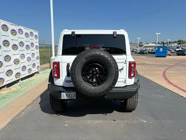 New 2026 Oxford White Ford Badlands image 5