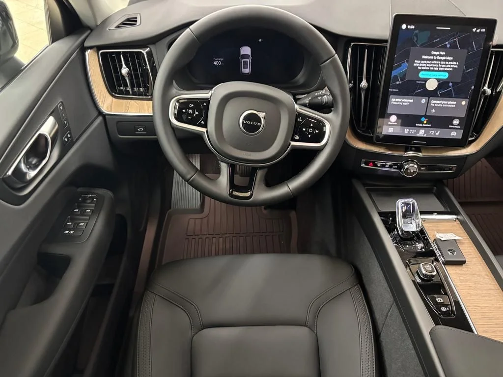 2026 Volvo XC60 Plus - Photo 19