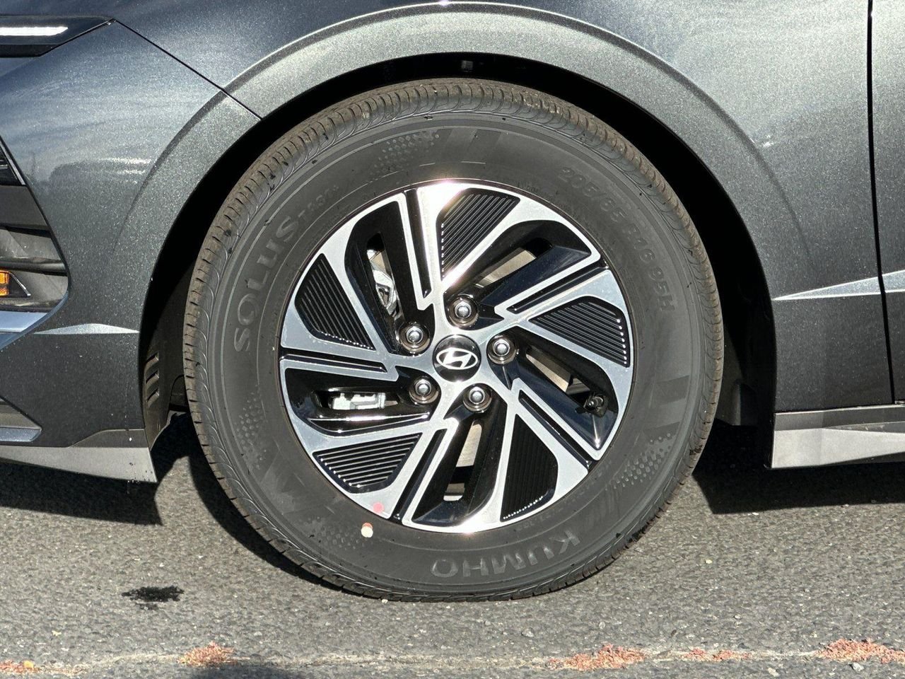 New 2026 Gray Hyundai Blue image 23