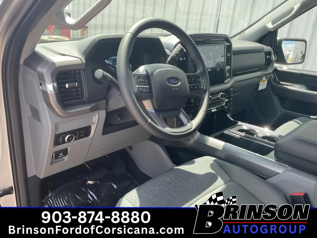 New 2026 Iconic Silver Metallic Ford XLT image 12