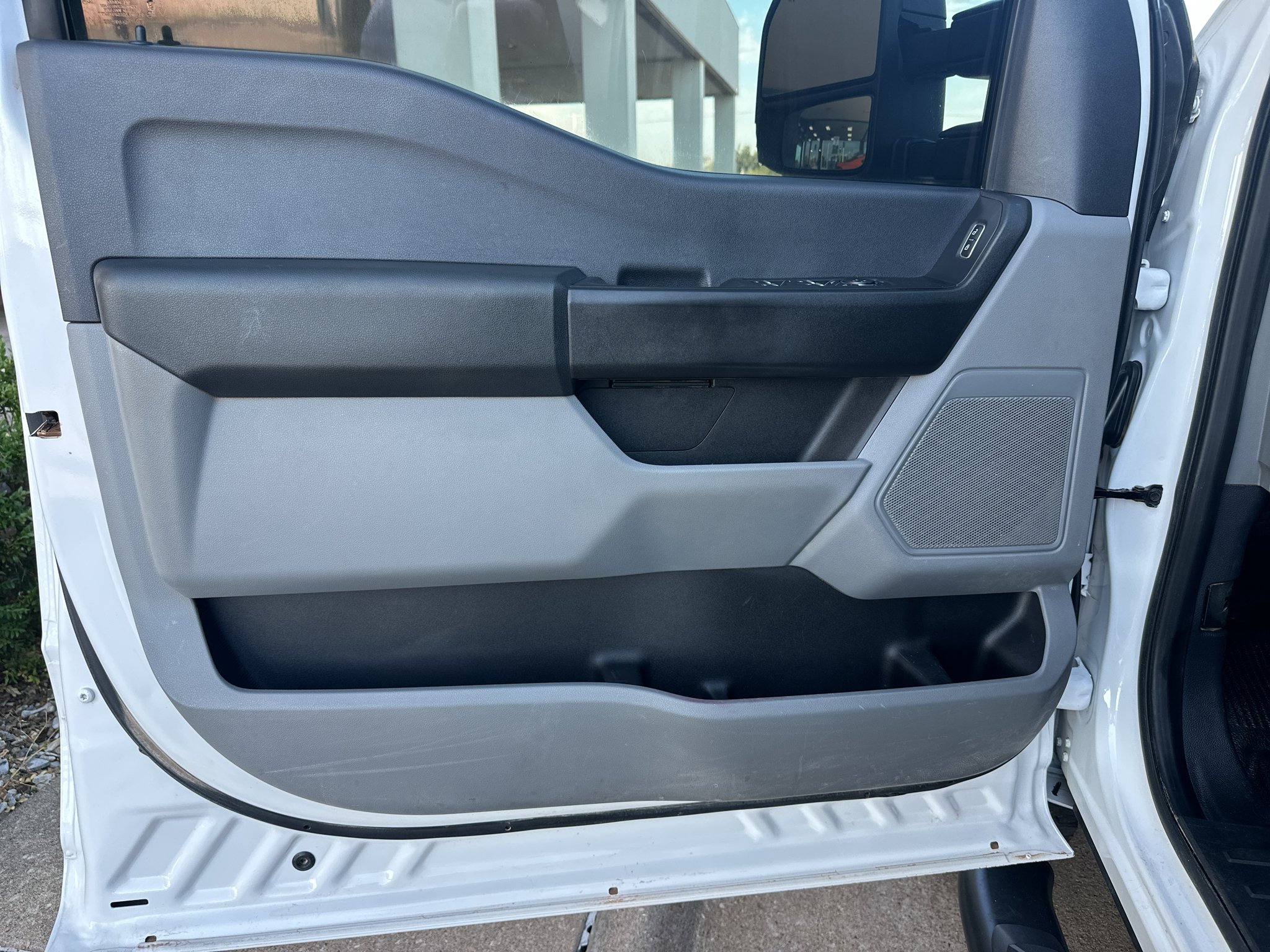 Used 2023 Oxford White Ford XL image 17