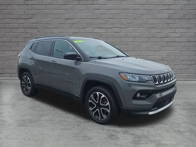 Used 2023 Gray Jeep Limited image 8