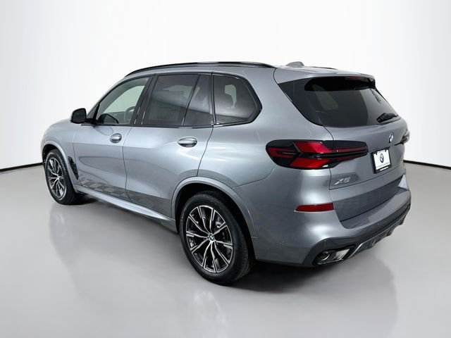 New 2026 Gray Metallic BMW xDrive40i image 5