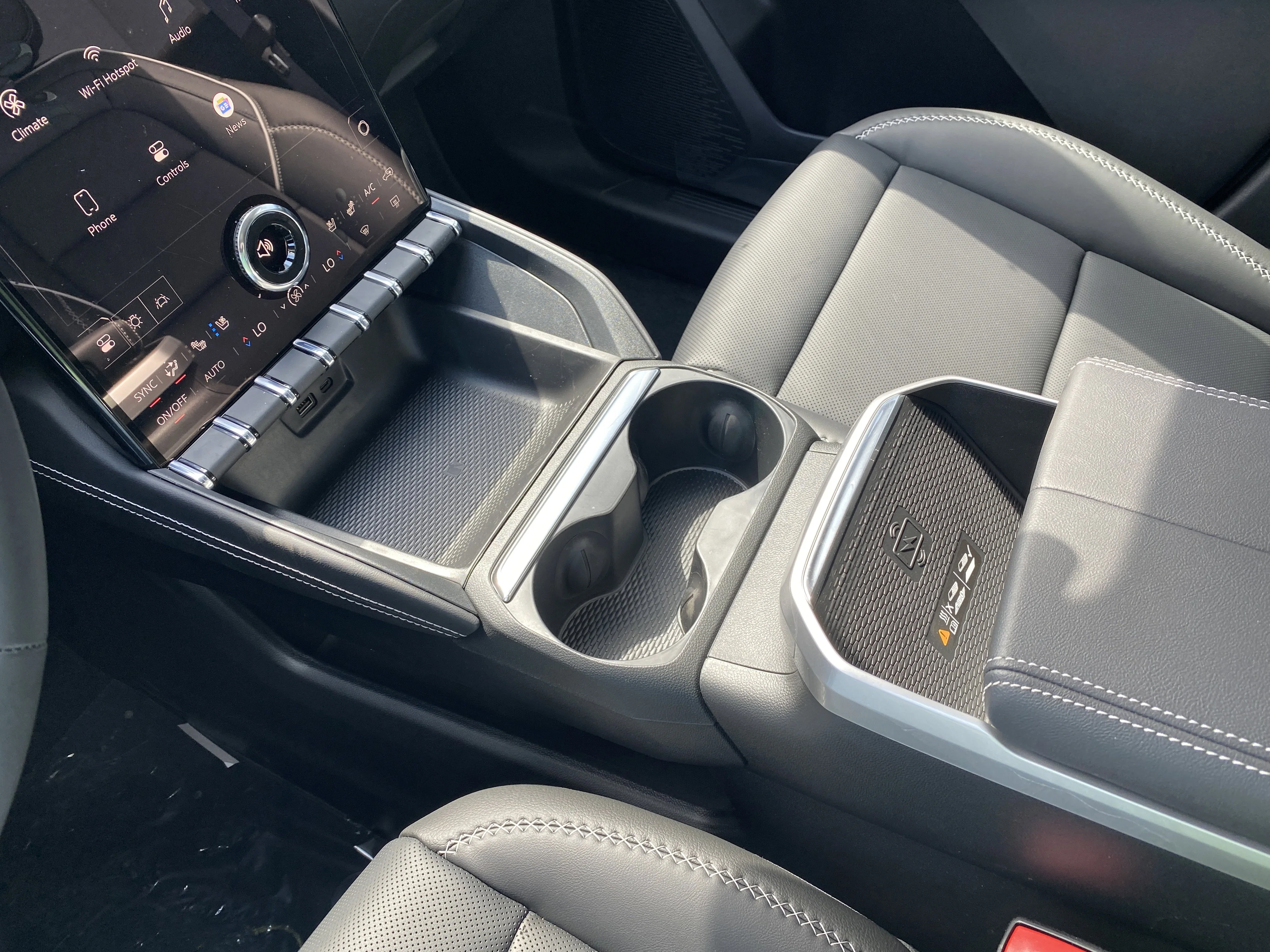 New 2026 DOWNPOUR METALLIC GMC AWD Denali image 23