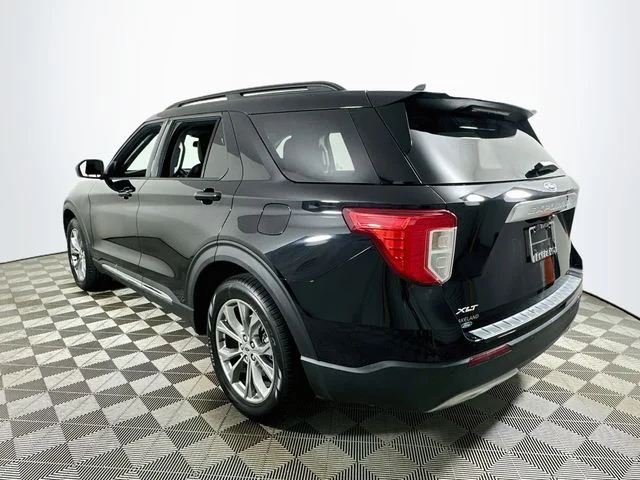 Certified Pre-Owned 2022 Ford Explorer XLT