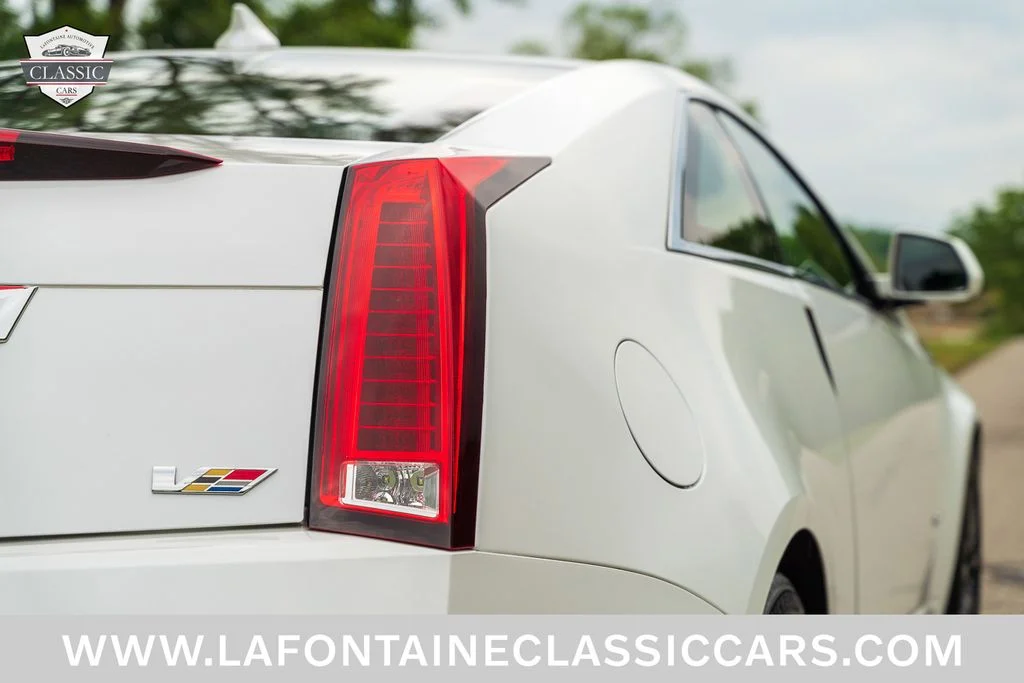Used 2015 White Cadillac Base image 34