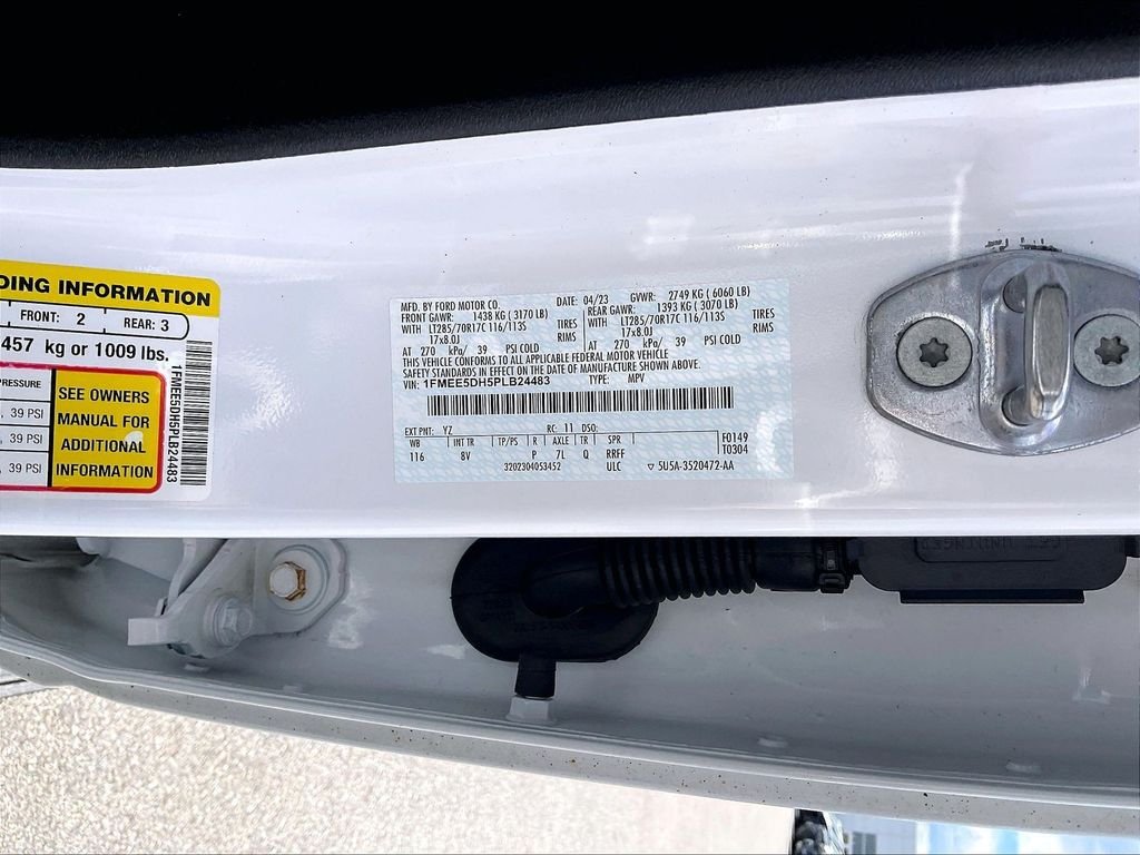 Used 2023 Oxford White Ford Badlands image 30