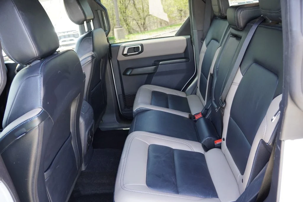 Used 2024 Oxford White Ford Wildtrak image 19
