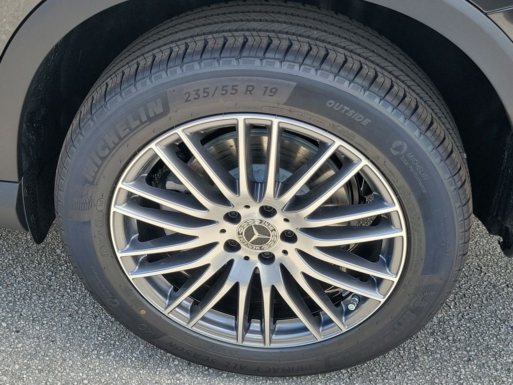 New 2026 Graphite Grey Metallic Mercedes-Benz GLC 300 image 8