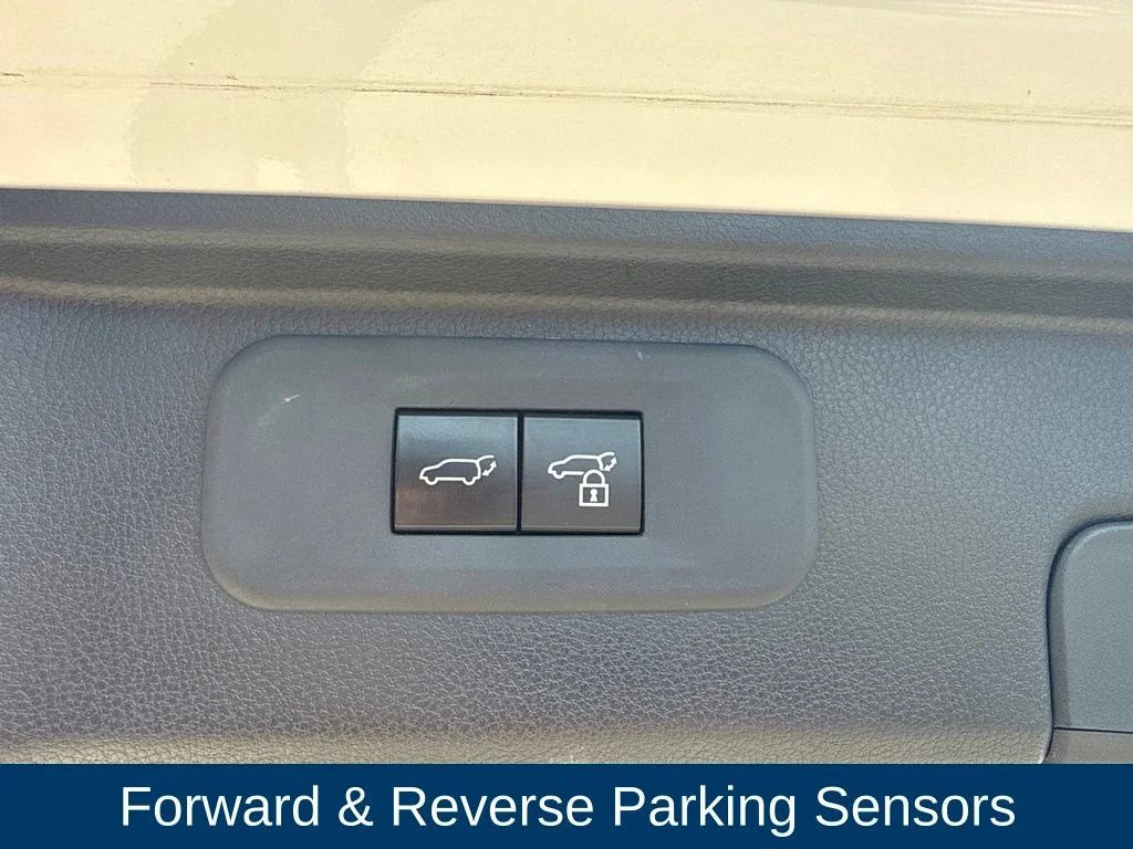 Certified Used 2024 Wind Chill Pearl Toyota Limited image 10