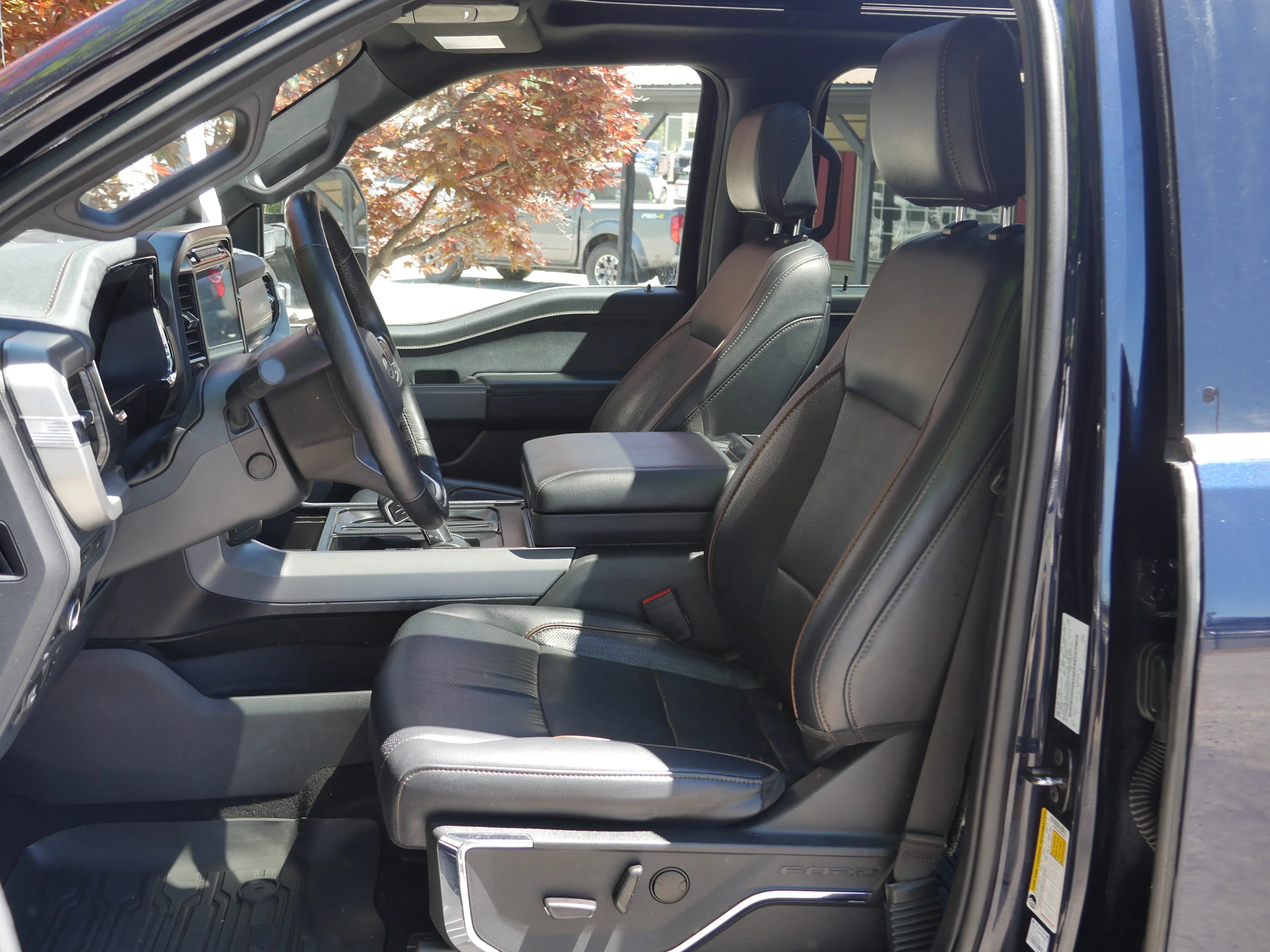 Certified Used 2024 Blue Metallic Ford LARIAT image 3