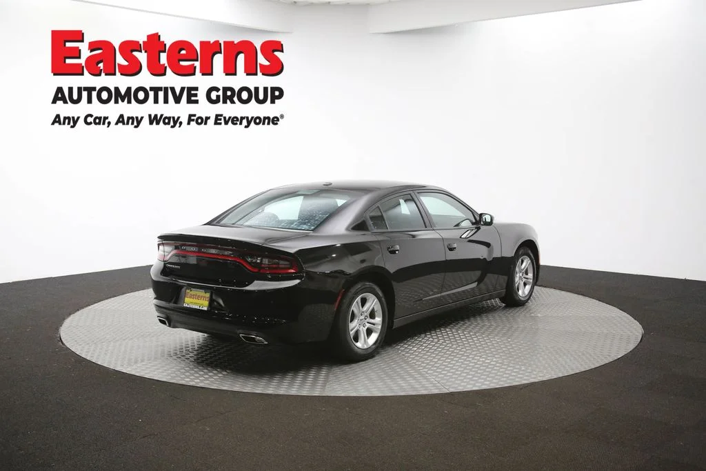 Used 2022 Black Dodge SXT image 38