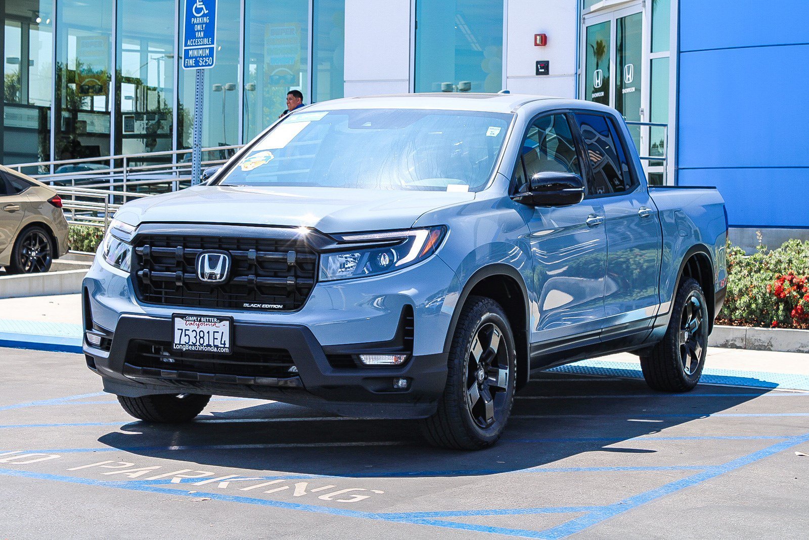 2025 Honda Ridgeline Black Edition - Photo 31