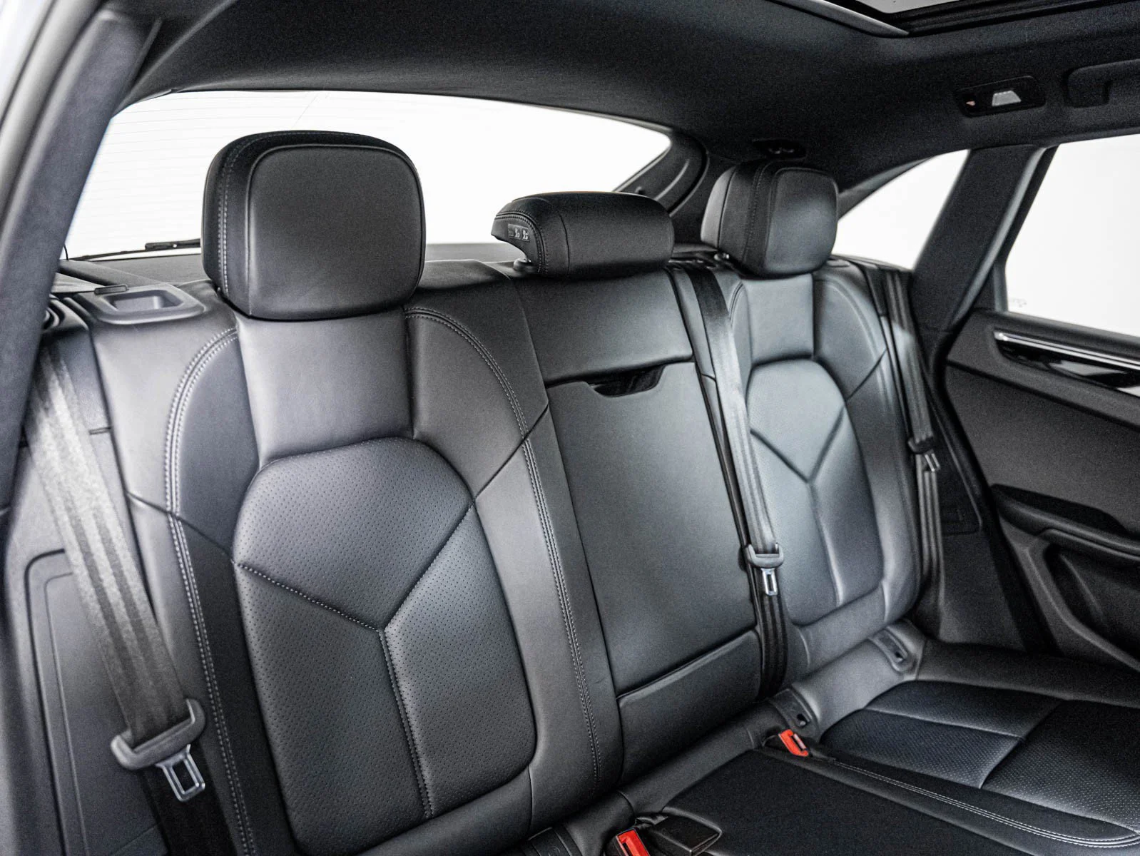 Certified Used 2023 DOLOMITE SILVER Porsche  image 6